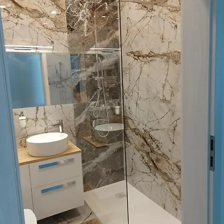 Hanza Tower Ajp Lux Апартаменты