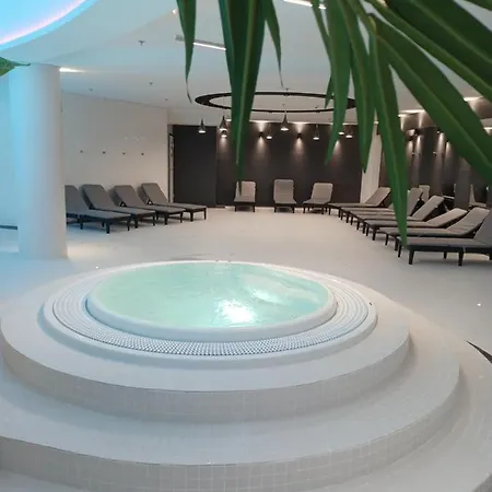 Hanza Tower Ajp Lux Lägenhet