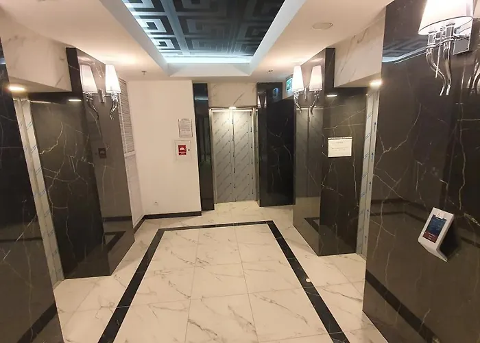 Hanza Tower Ajp Lux Apartamento