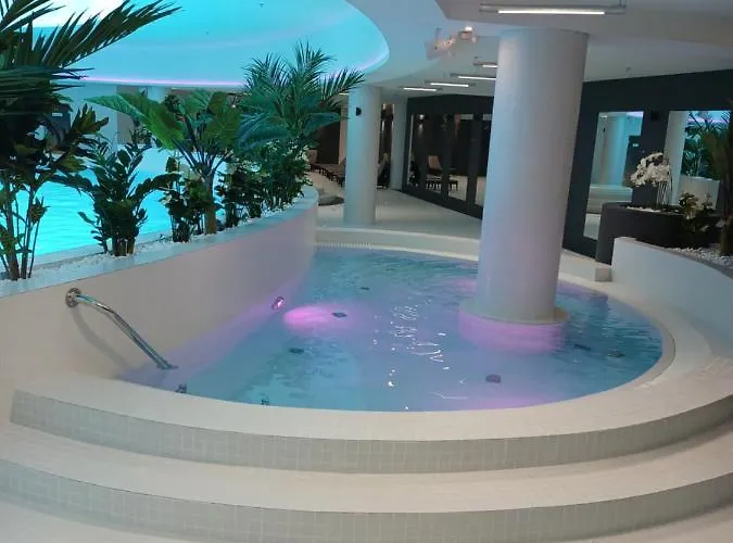 Hanza Tower Ajp Lux Appartement